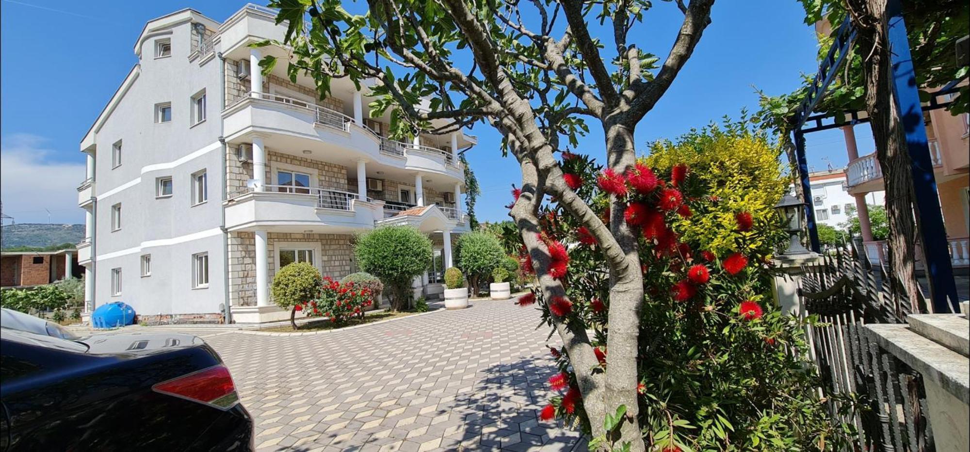 Olivegarten * Ulcinj